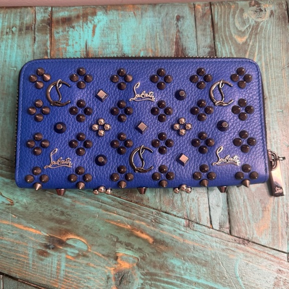Christian Louboutin Panettone Wallet - Grained Calf Leather Loubinthesky Spikes - Picture 12 of 14